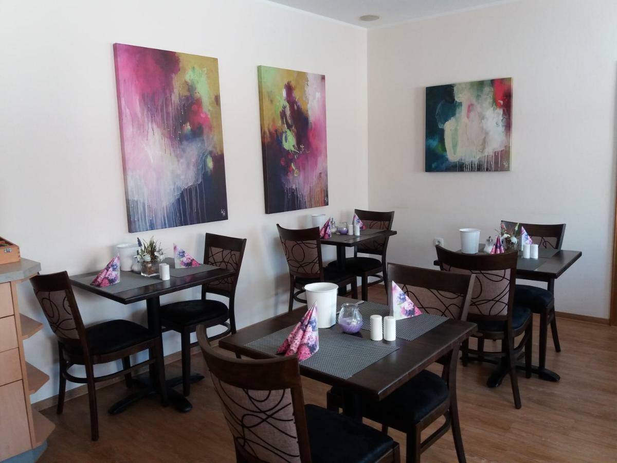 Hotel Garni Regent Euskirchen Buitenkant foto