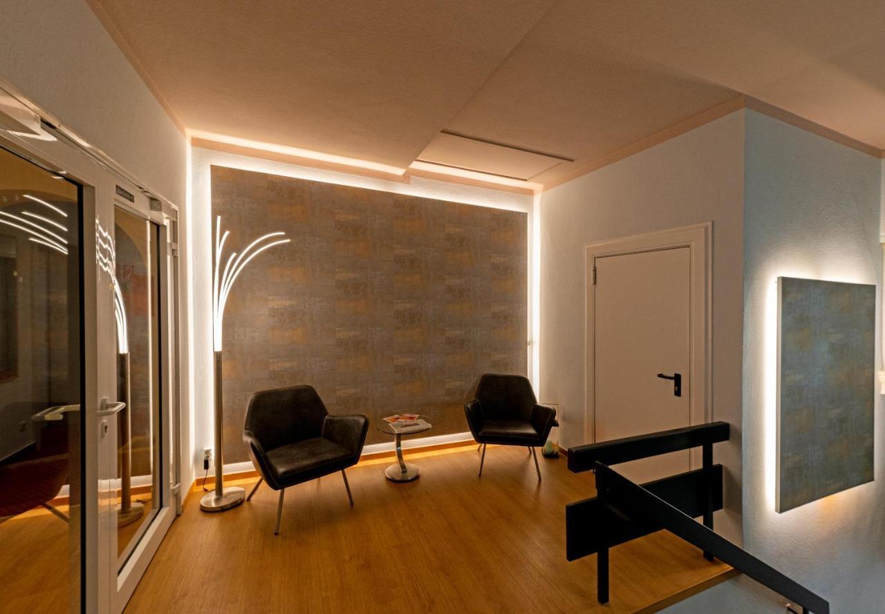 Hotel Garni Regent Euskirchen Buitenkant foto